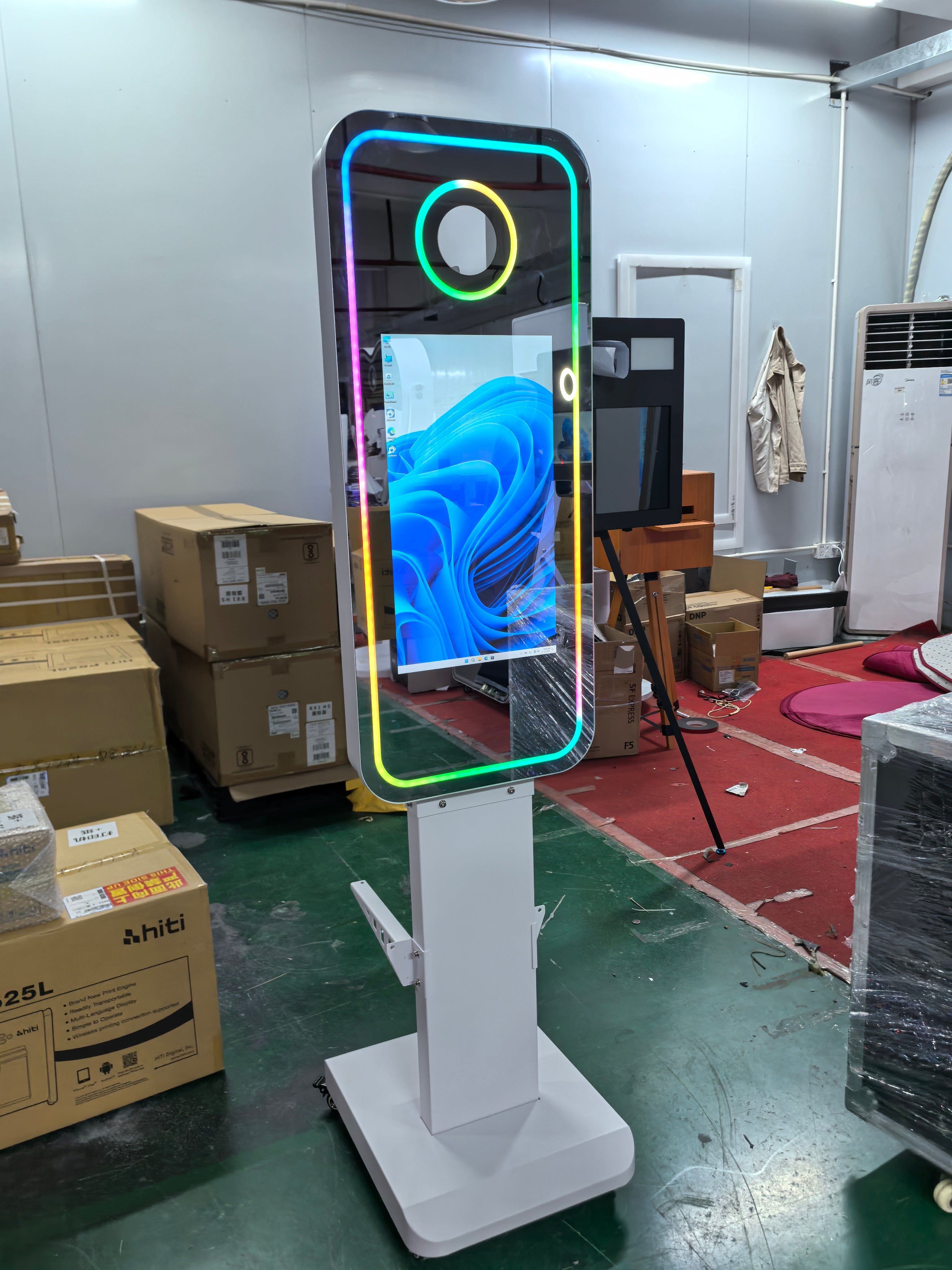 21.5 inch DSLR touch screenmirror photo booth