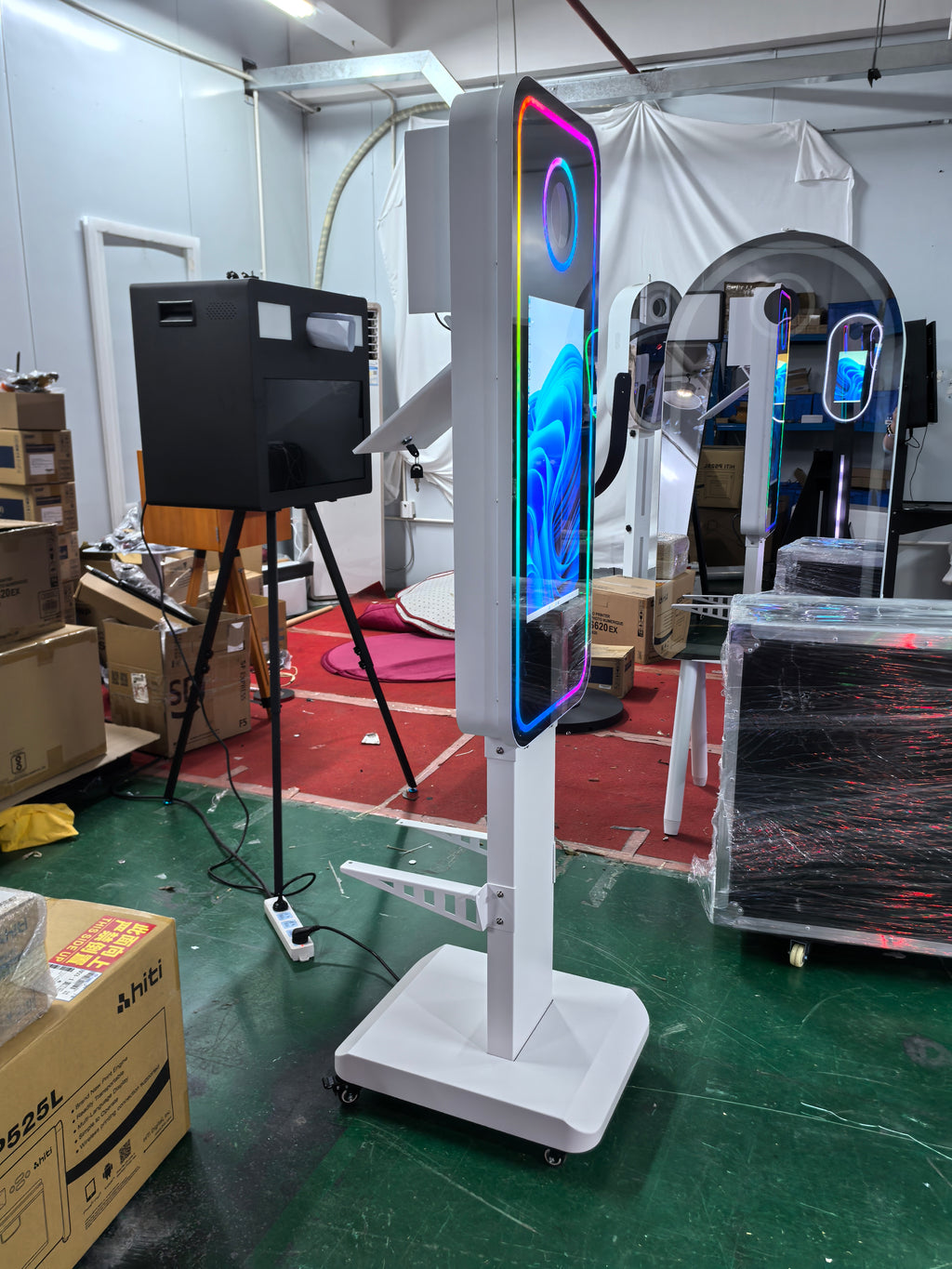 21.5 inch DSLR touch screenmirror photo booth